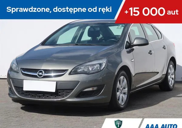 nowe miasto lubawskie Opel Astra cena 40000 przebieg: 181340, rok produkcji 2016 z Nowe Miasto Lubawskie